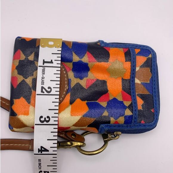 FOSSIL Cardholder Wristlet - Picture 8 of 8